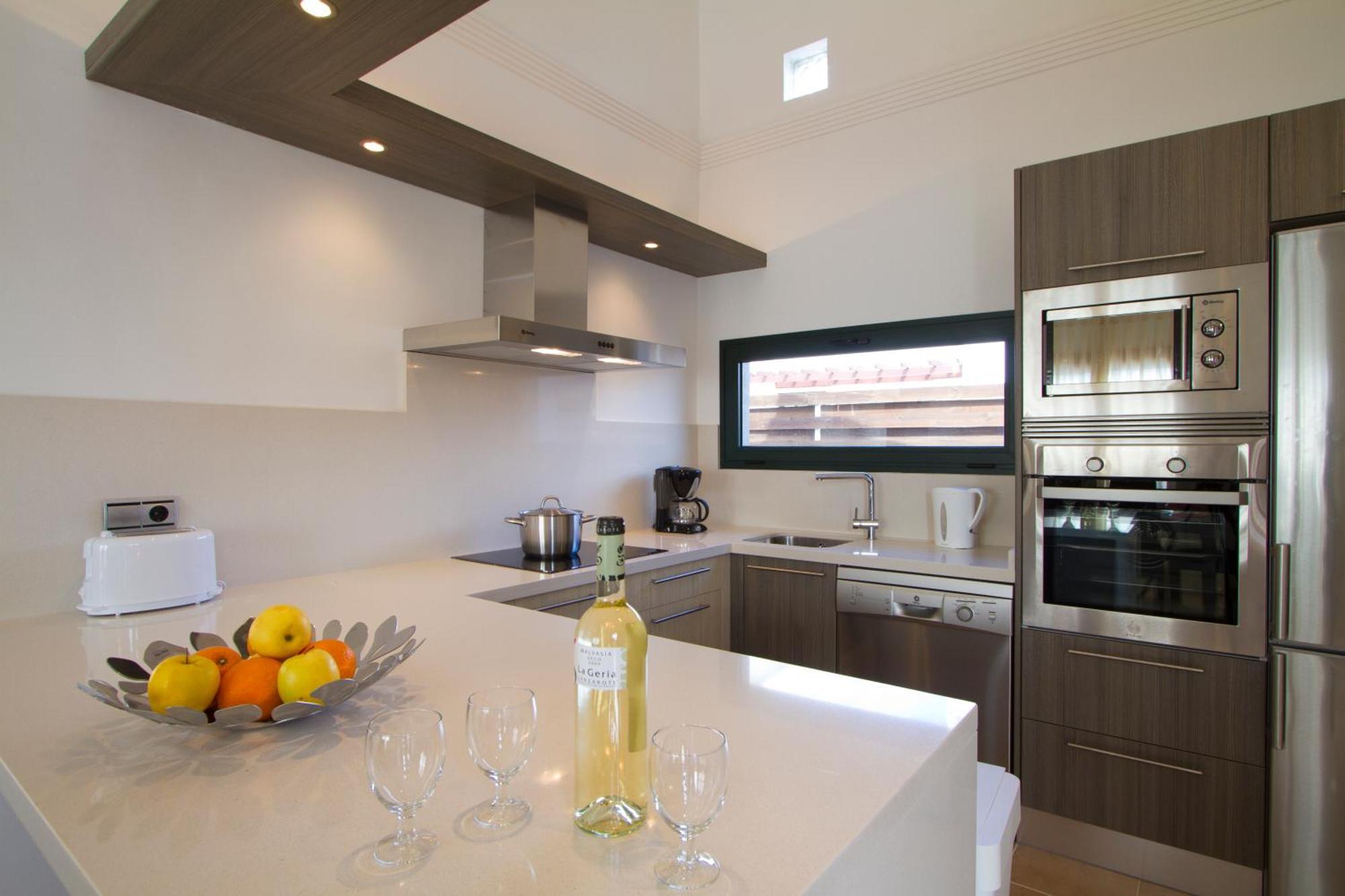 Camelot Holiday Homes By Livvo Playa Blanca (Lanzarote) Exterior foto